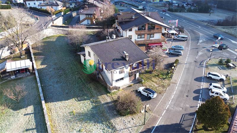 Villa for sale in Dimaro Folgarida